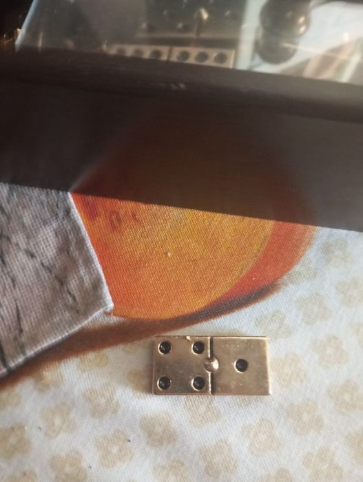 Peças de dominó antigo