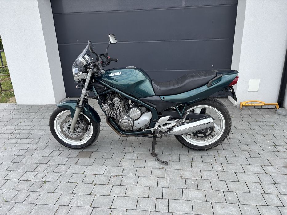 Yamaha XJ600, 2000r polift
