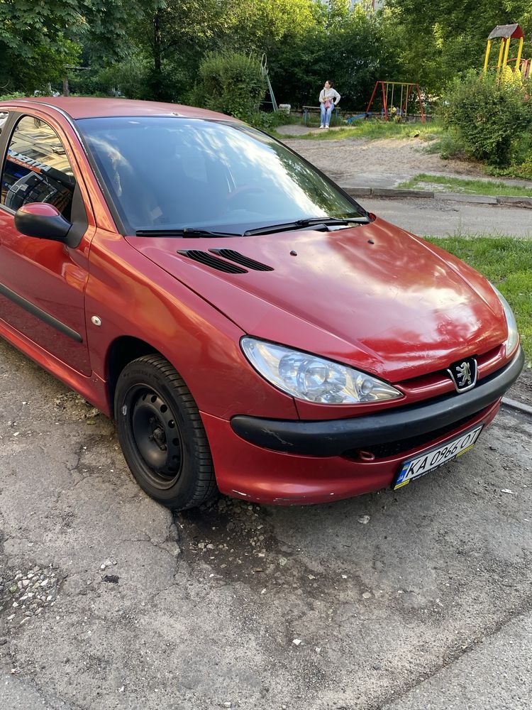 Продам Пежо 206
