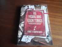 "Os Vícios dos Escritores" de André Canhoto Costa - 1ª Edição de 2017