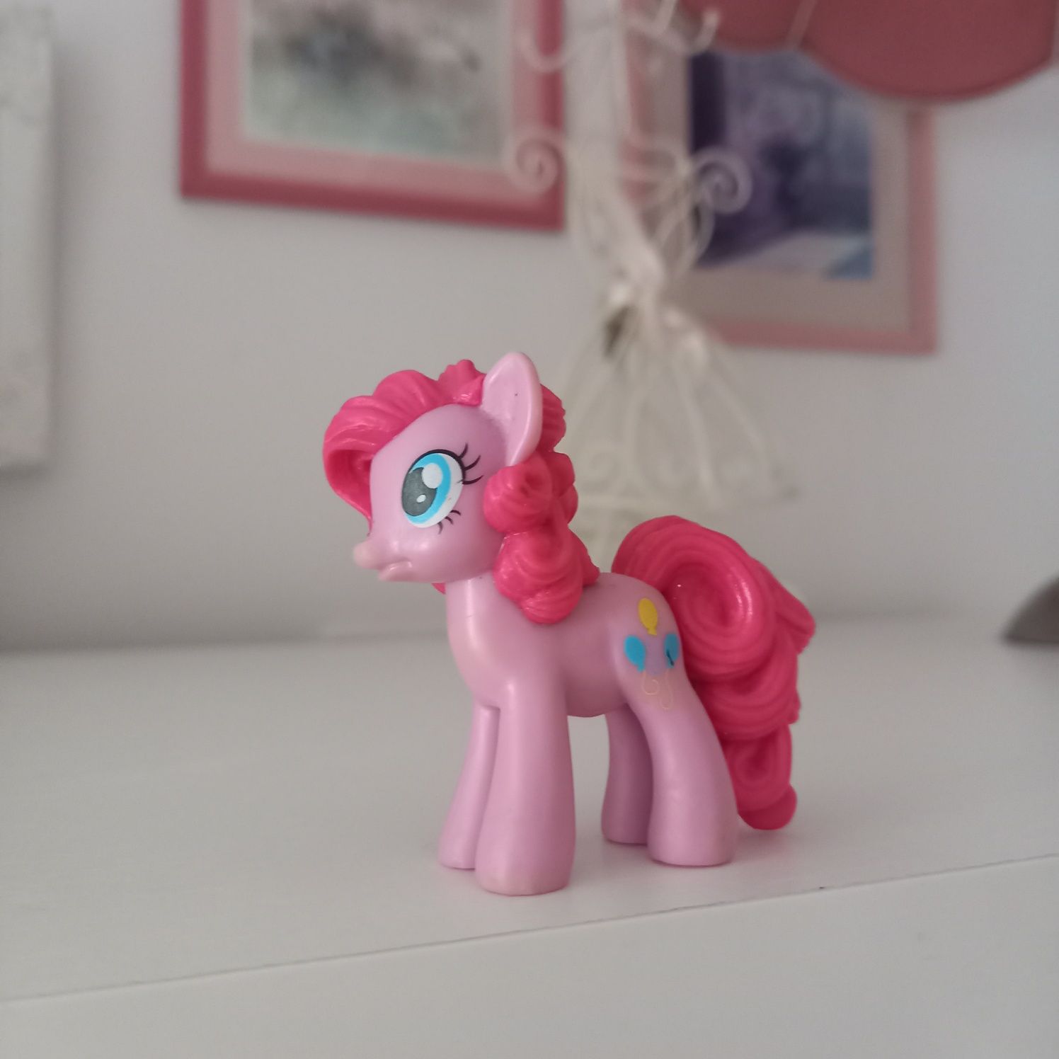 Konik kucyk Hasbro różowy figurka kolekcjonerska mały gumowy