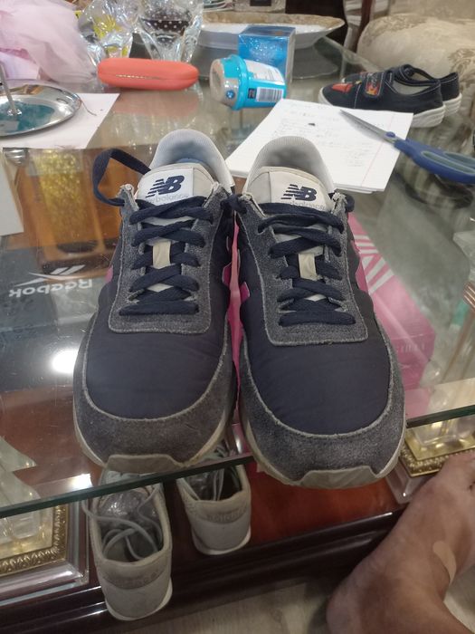 Продам кроссовки  NB