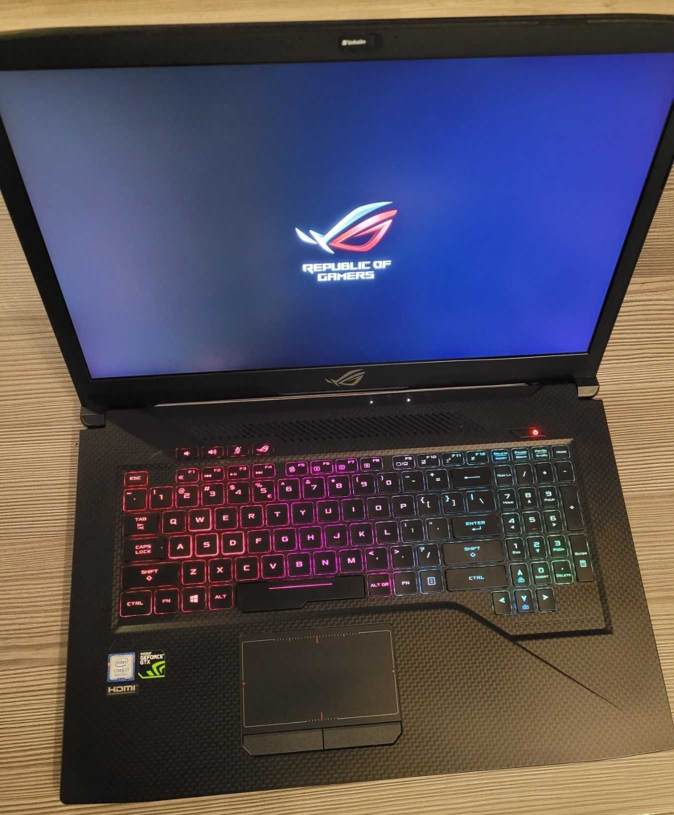 Laptop ASUS Strix SCAR Edition GL703GS-E5011T i7 GTX 1070 32GB 1TB+1TB