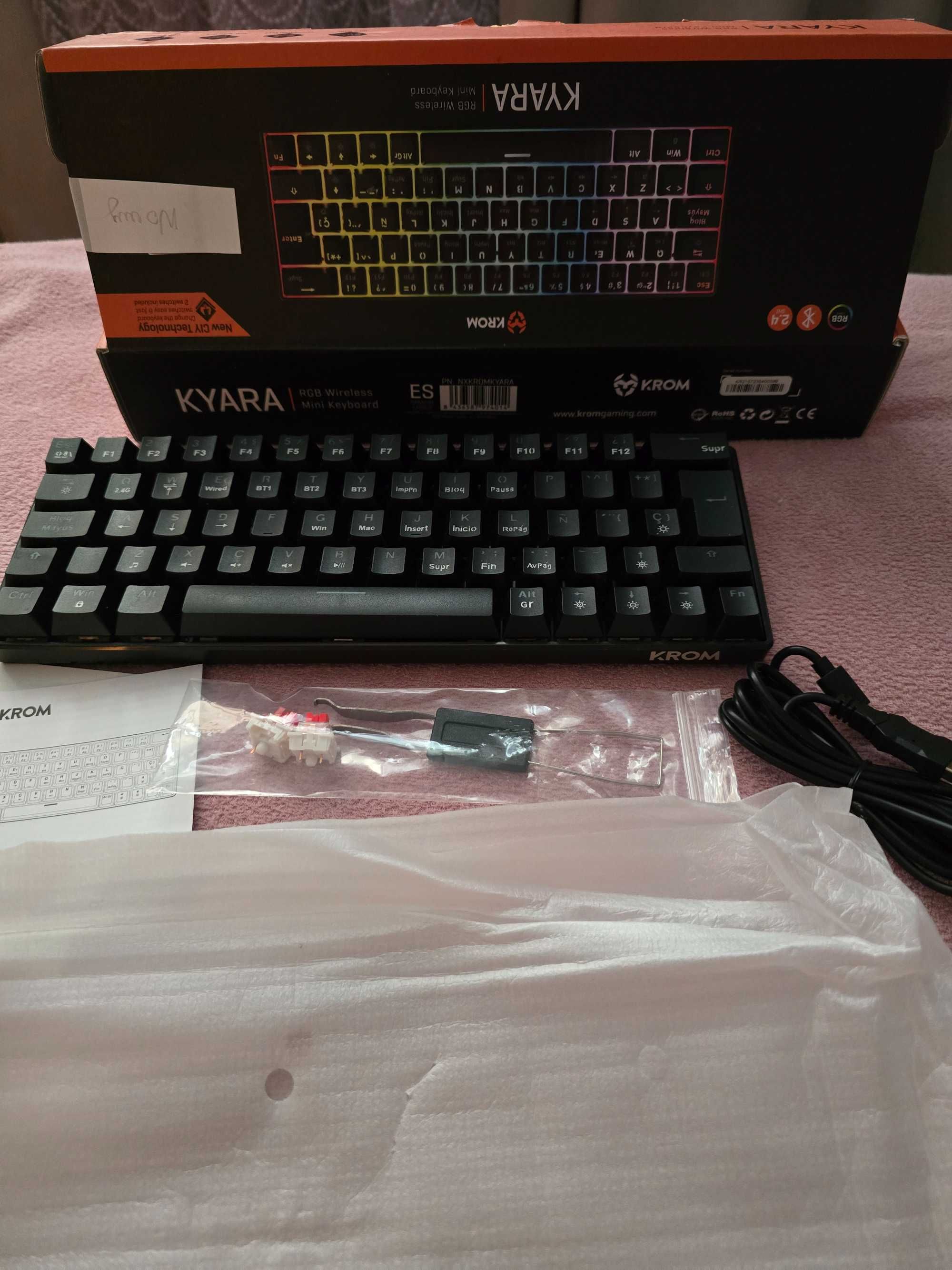 KROM KYARA - RGB Mechanical Gaming Keyboard, Bluetooth 5.0, 2.4 GHz