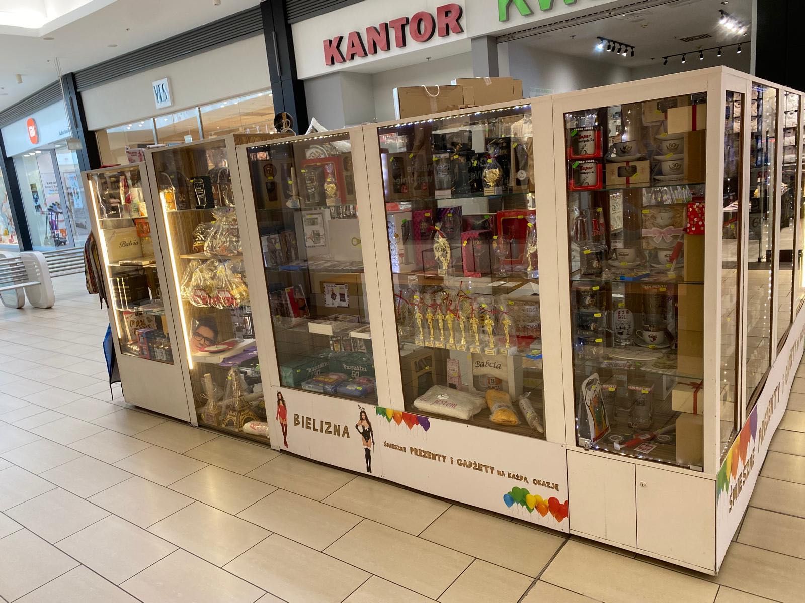 Wyspa handlowa, stoisko pasażowe,  meble do galerii handlowej