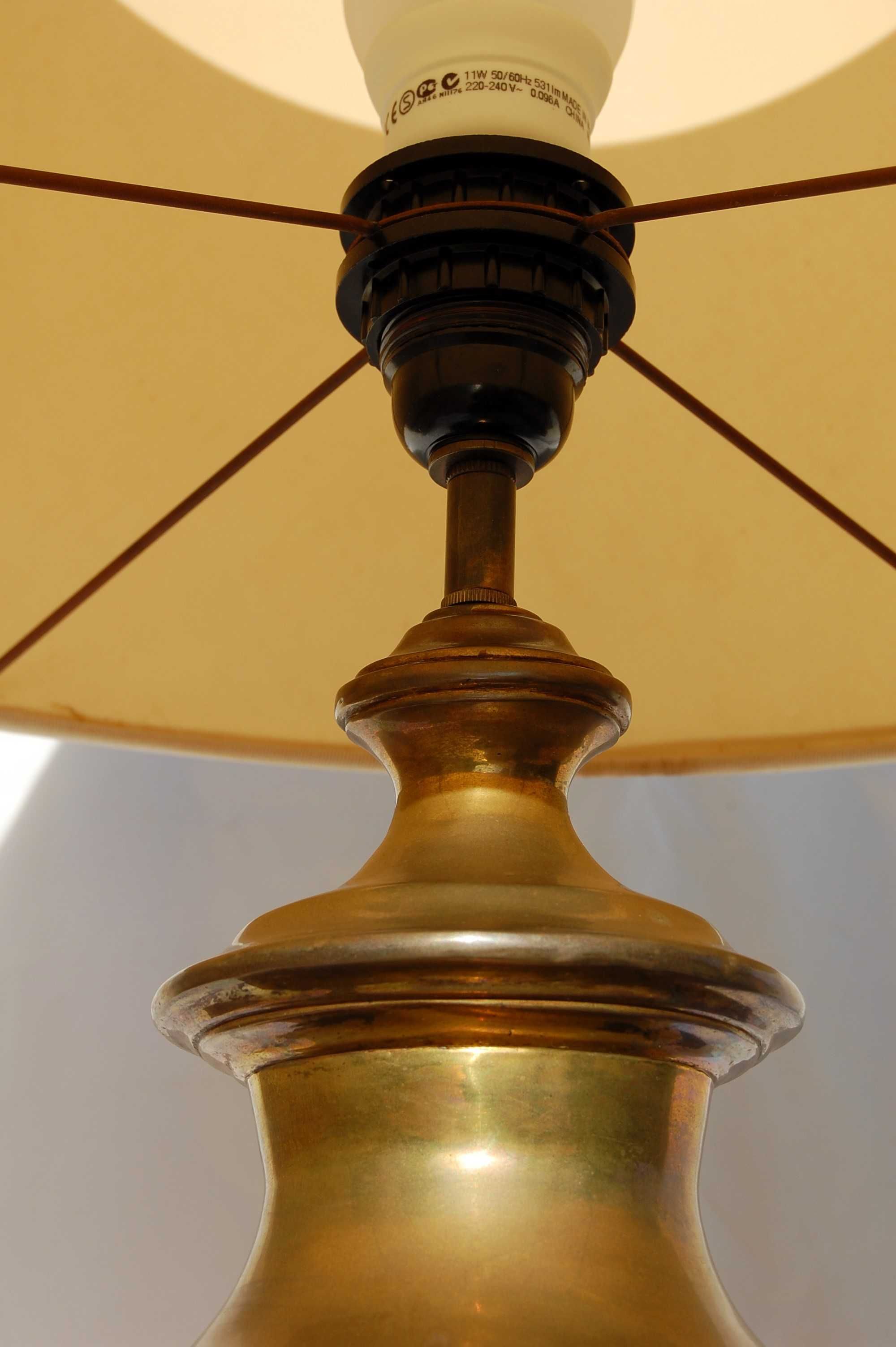 Klasyczna mosiężna lampa stołowa, klasycyzm, mosiądz, Szwajcaria antyk