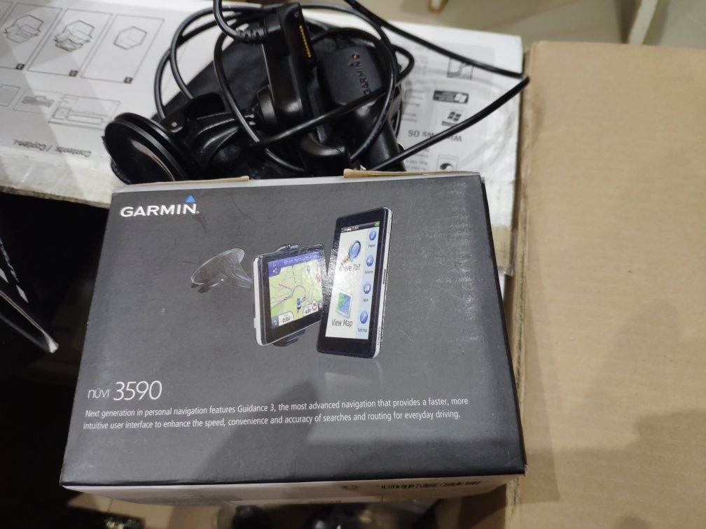 Продам навігатор Garmin nuvi 3590