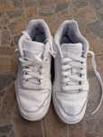 Vendo ténis branco puma
