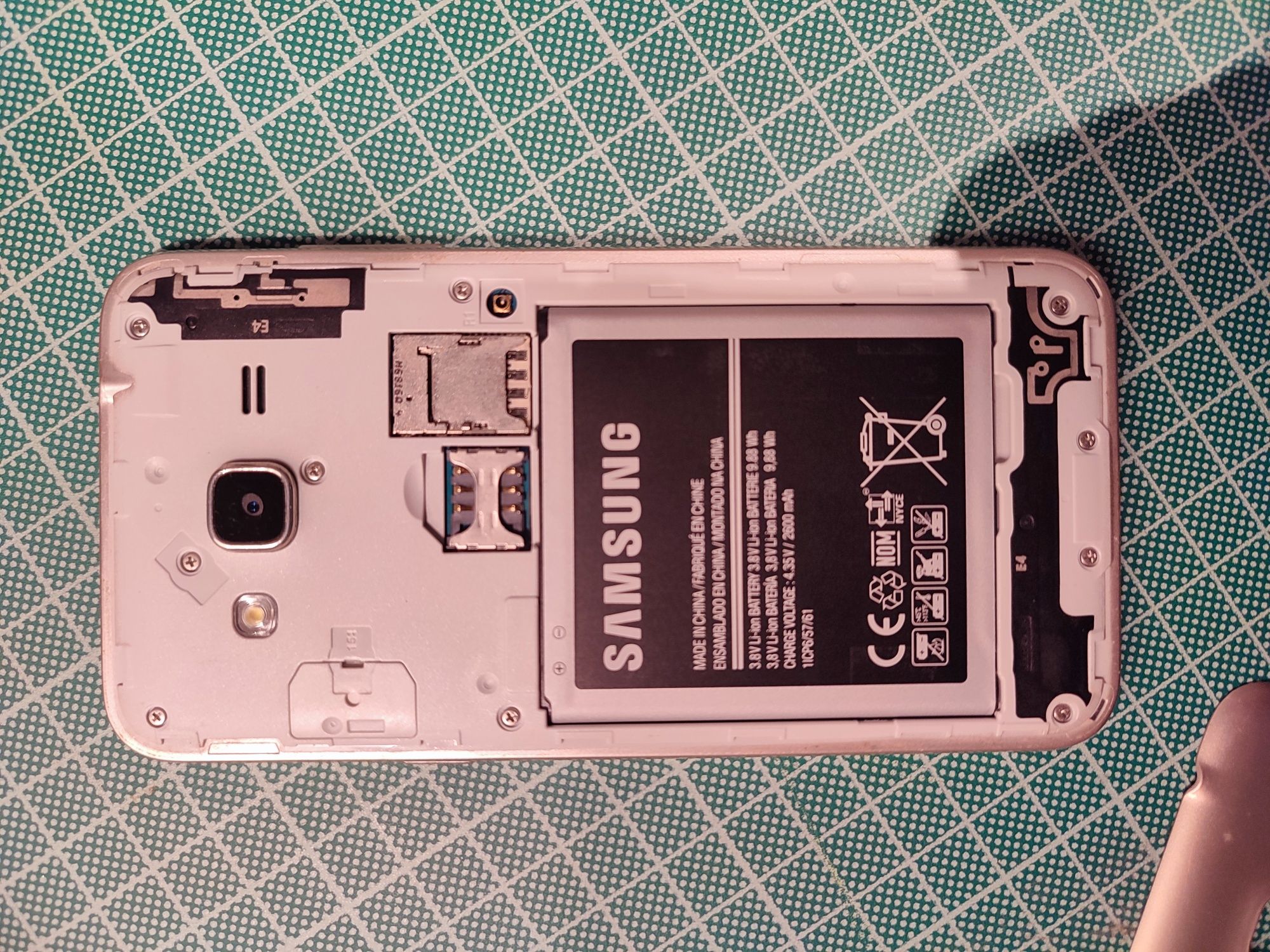 Samsung Galaxy J3 Dual SIM