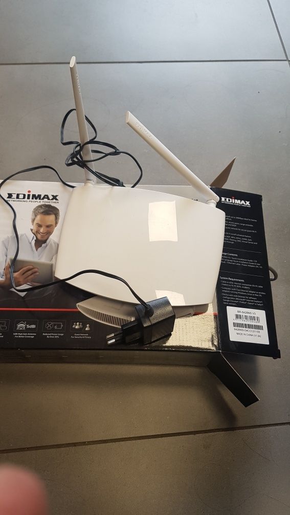router edimax BR 6428nS