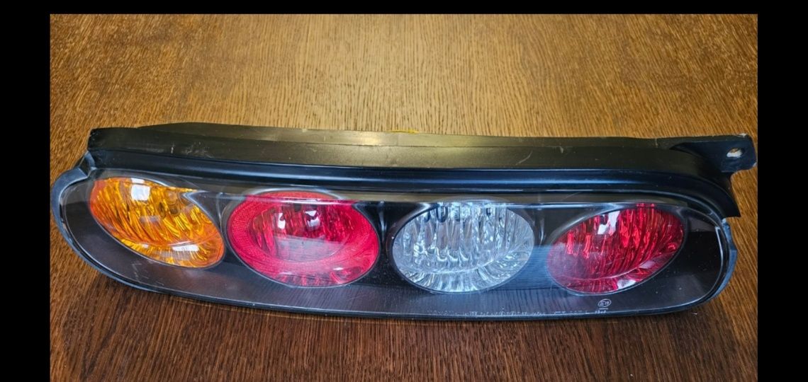 Tylna Lewa lampa Toyota Supra mk4 +wiązka elektr.