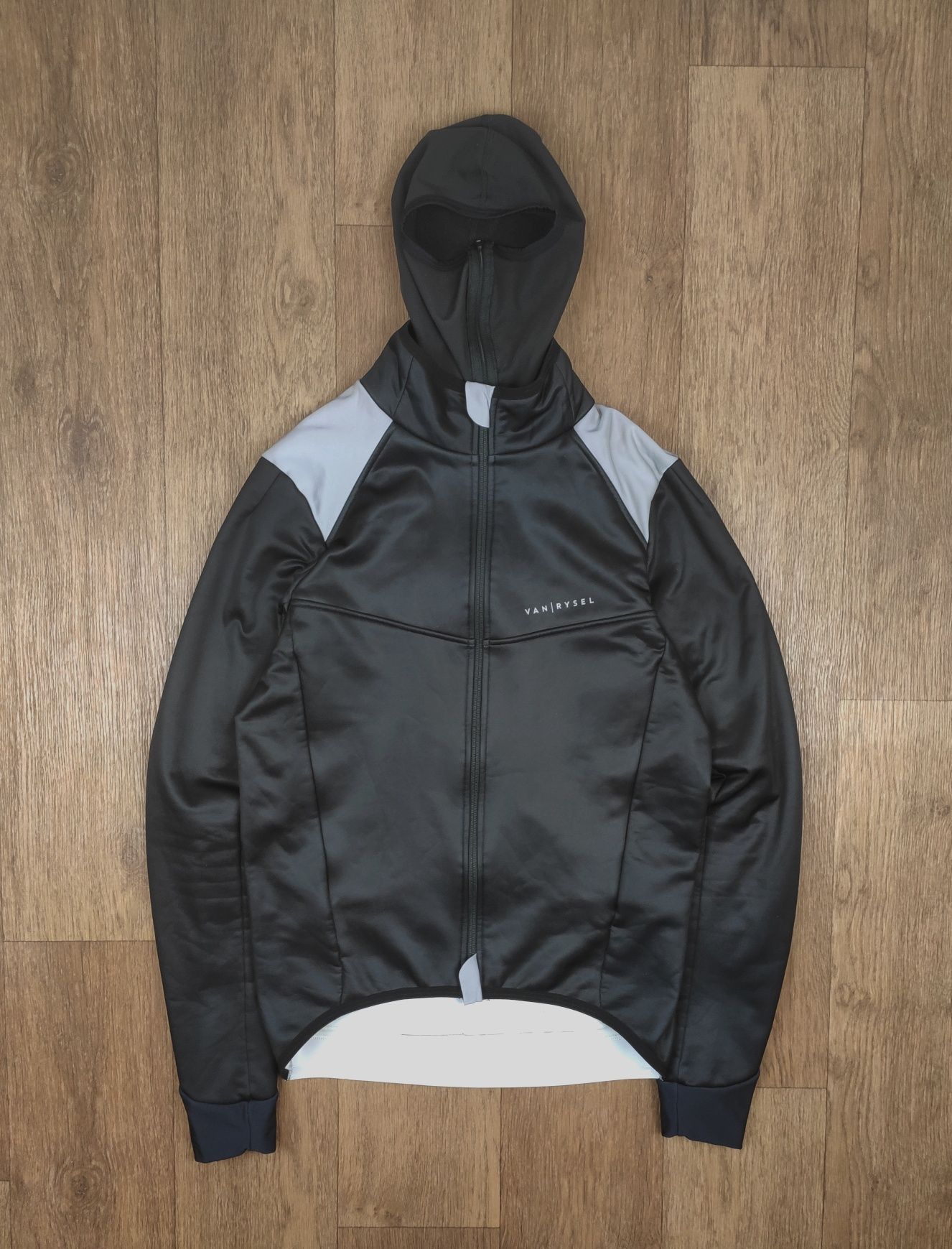 Вело куртка van rysel чорна спортивна термо кофта балаклава форма