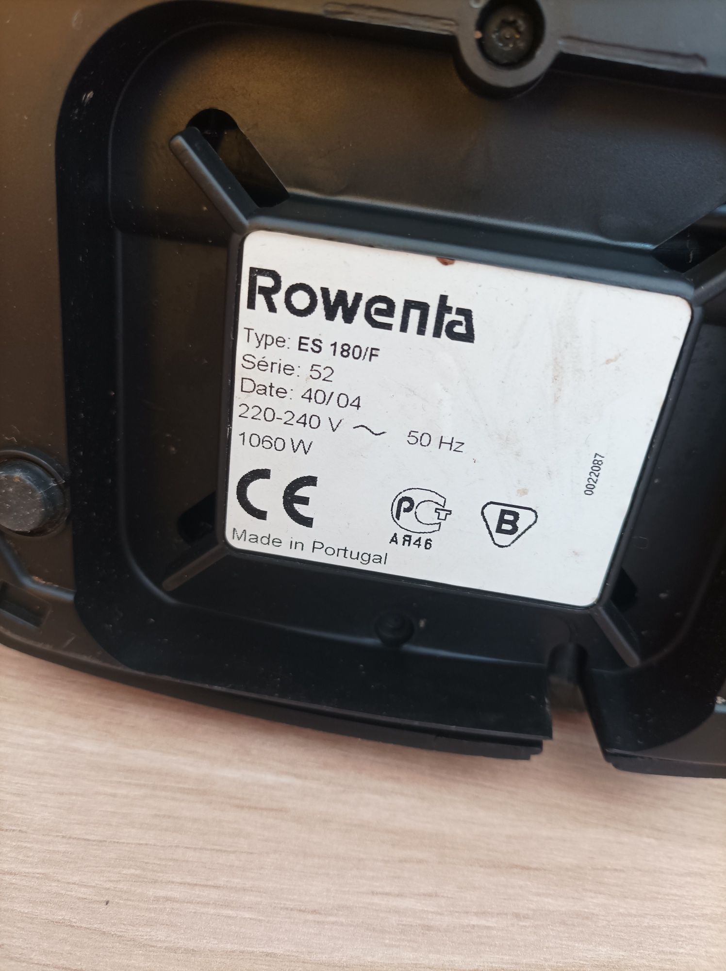Ekspres do kawy kolbowy Rowenta