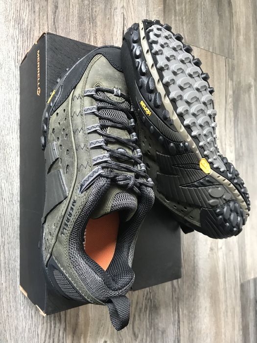 Чоловічі кросівки MERRELL INTERCEPT (J559595)