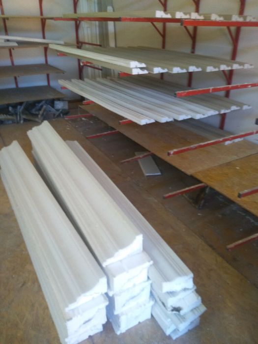 Фасадна Австріська плитка,Декор :-карнізи , наплічники і ТД тд