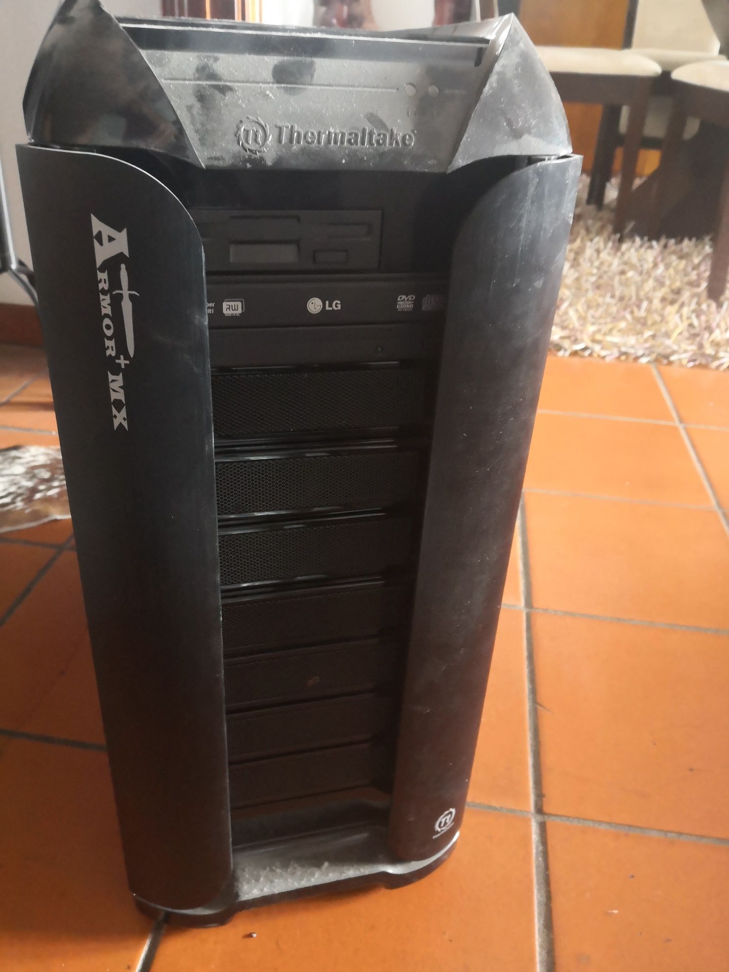 Caixa PC Thermaltake Armor MX