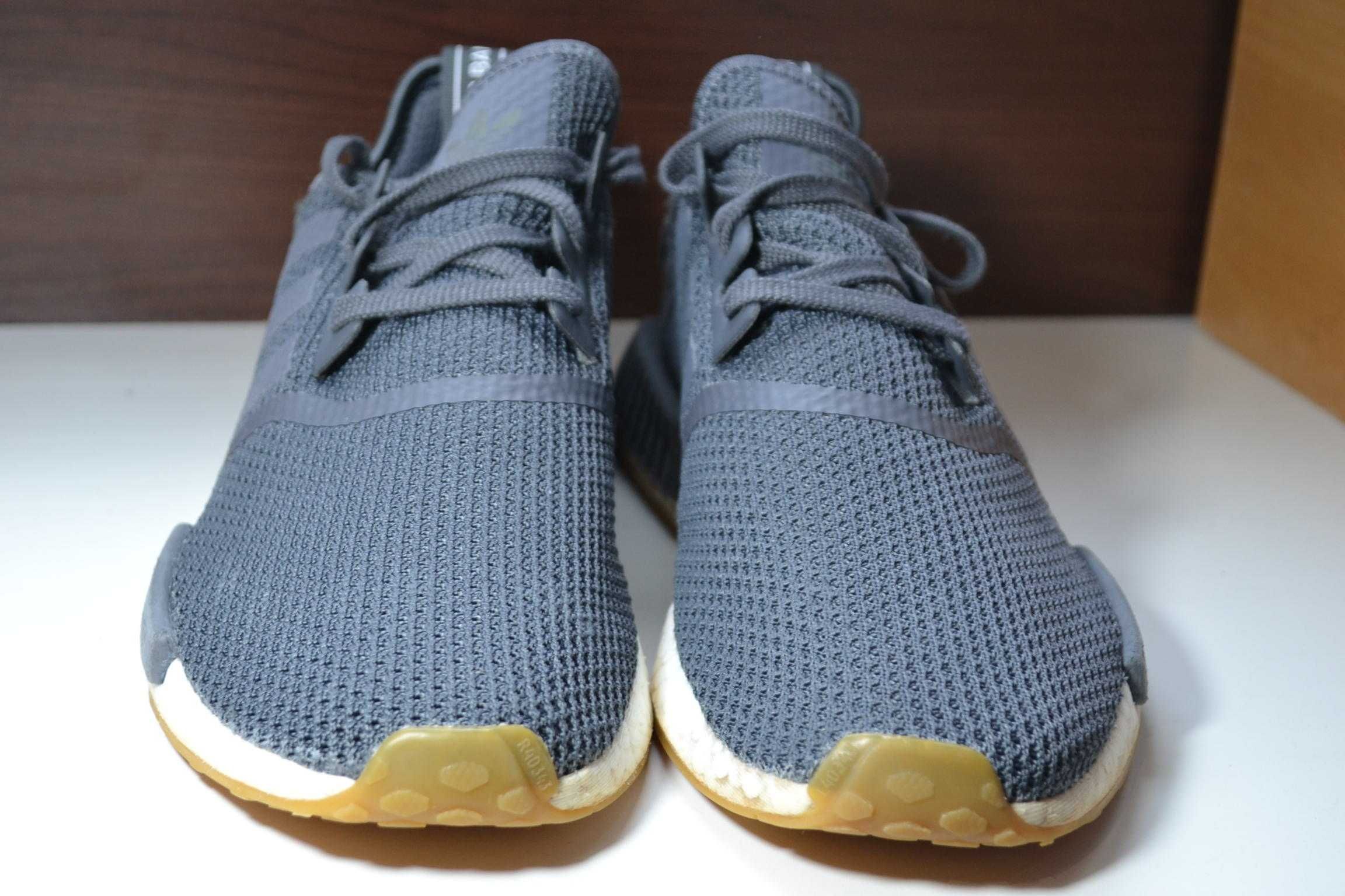 adidas nmd r1 (b42199) 45-46р кроссовки оригинал