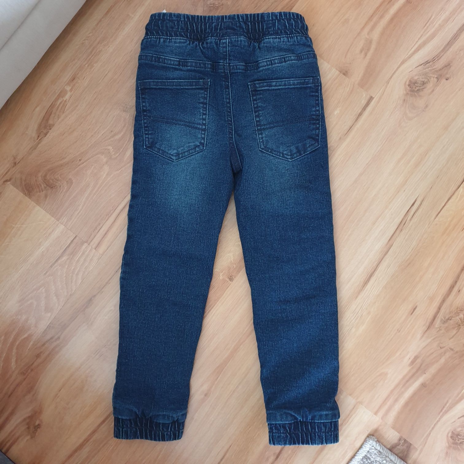 Spodnie ocieplane chłopięce jeansy r 116