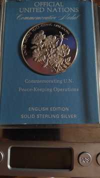 Medal moneta srebrna ONZ United nations edycja angielska 1975 srebro