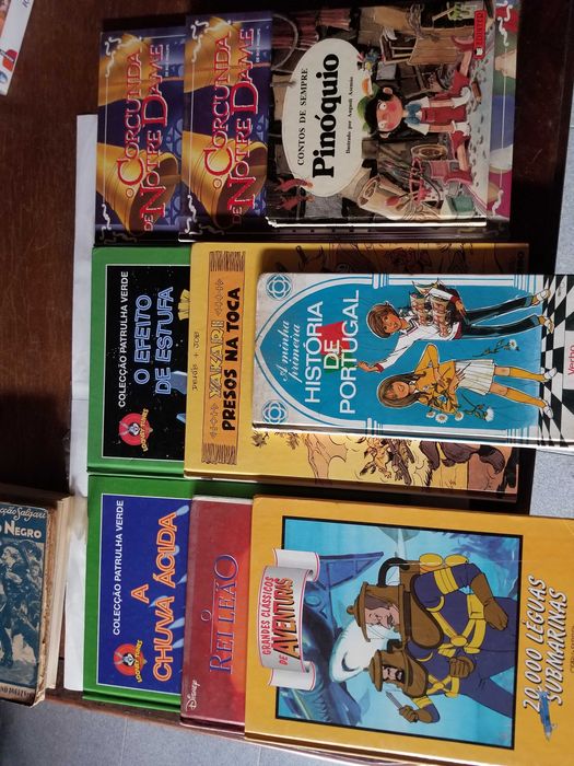 Livros - Coleçâo de livros infantis Walt Disney e outros