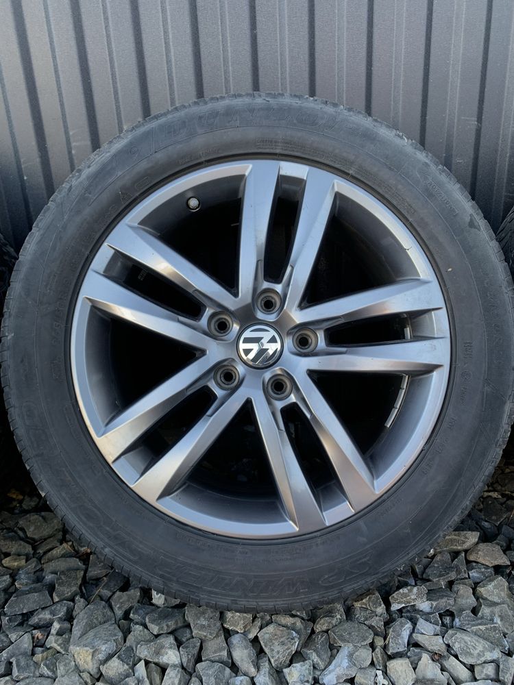 Колеса, диски 5 130 R19 Volkswagen R Line , Selvador