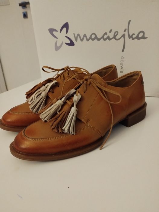 Skórzane półbuty z frędzlami # Maciejka