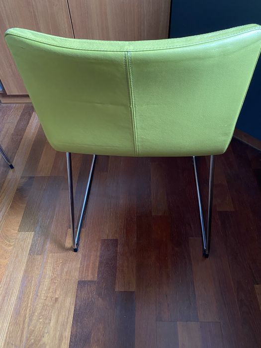 Krzeslo tapicerowane ze skory licowanej Ikea