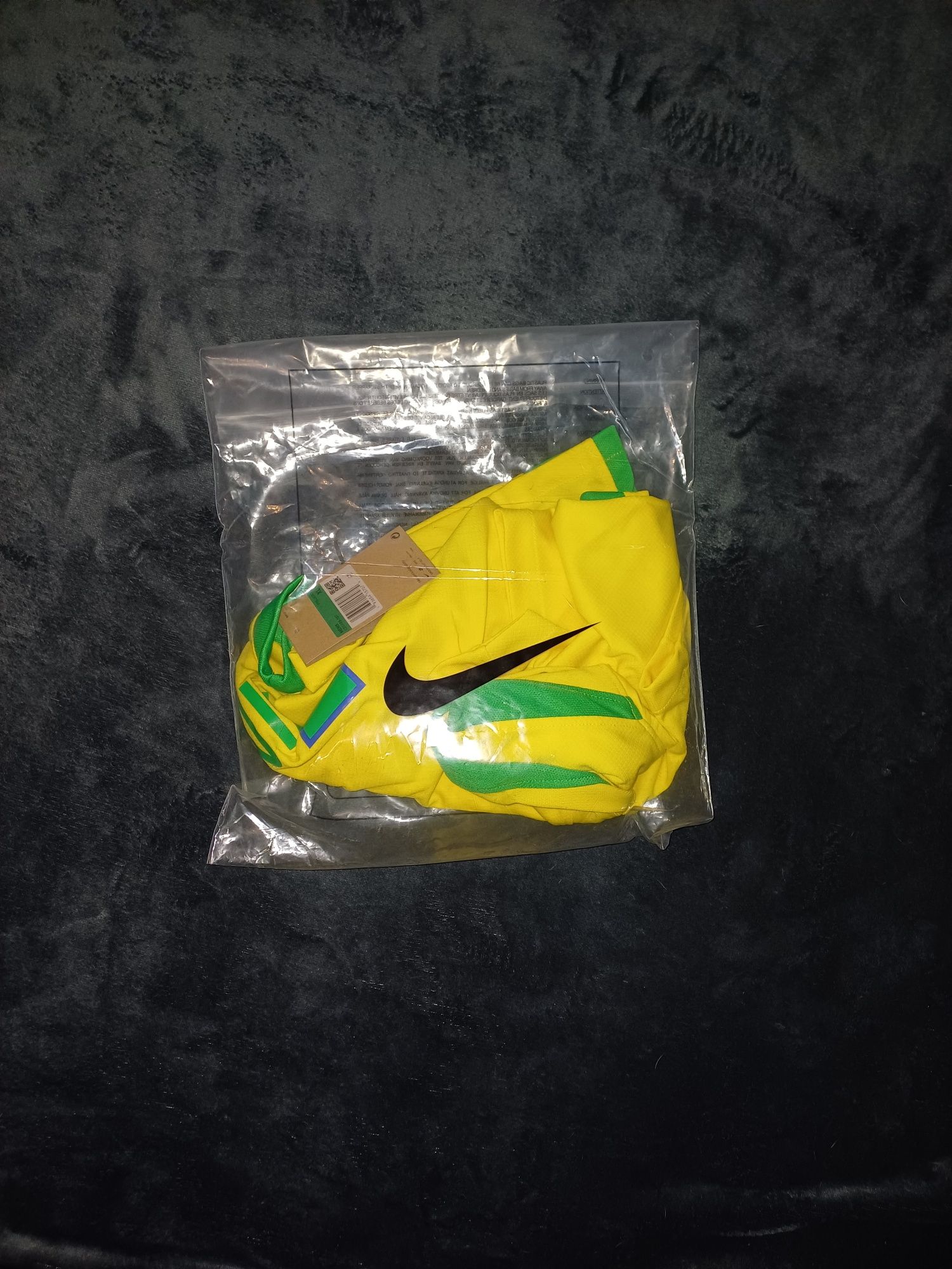 camisola Brasil edição 2025 XL e L