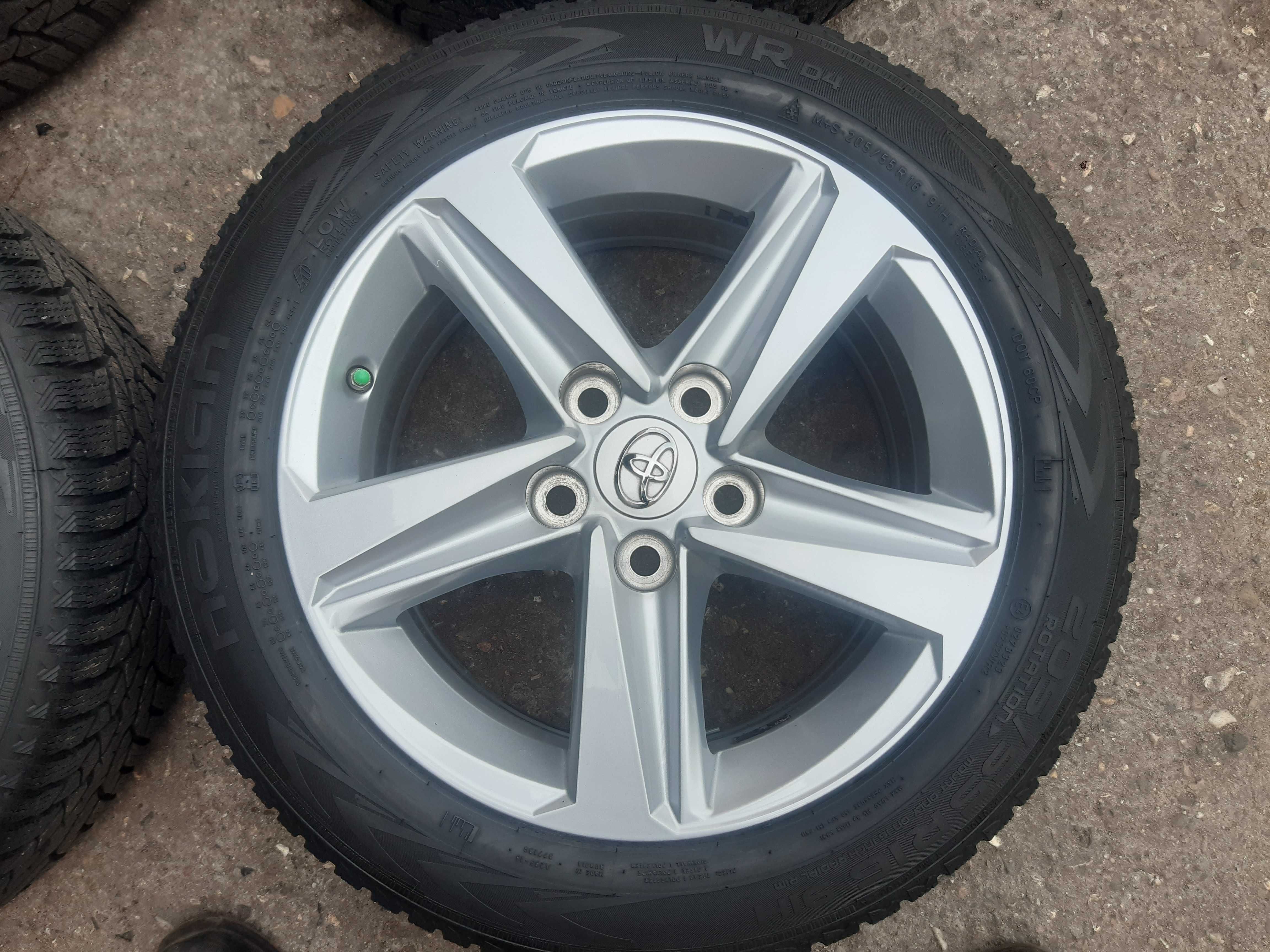 Oryginalne Koła do toyoty corolla, auris 16 cali jak nowe
