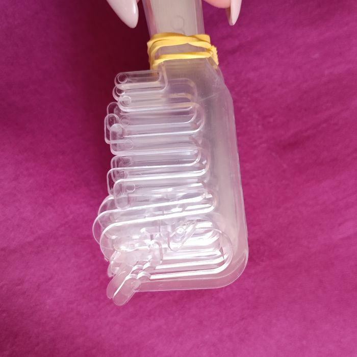 Тремпеля вешалки для білизни