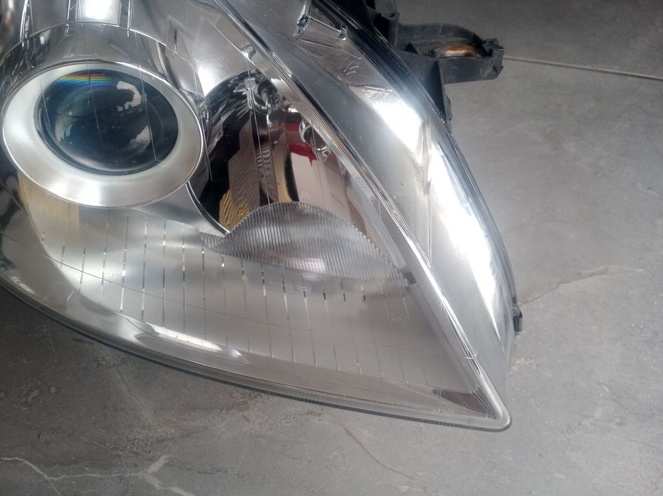 Lampa prawa mercedes w169  b klasa