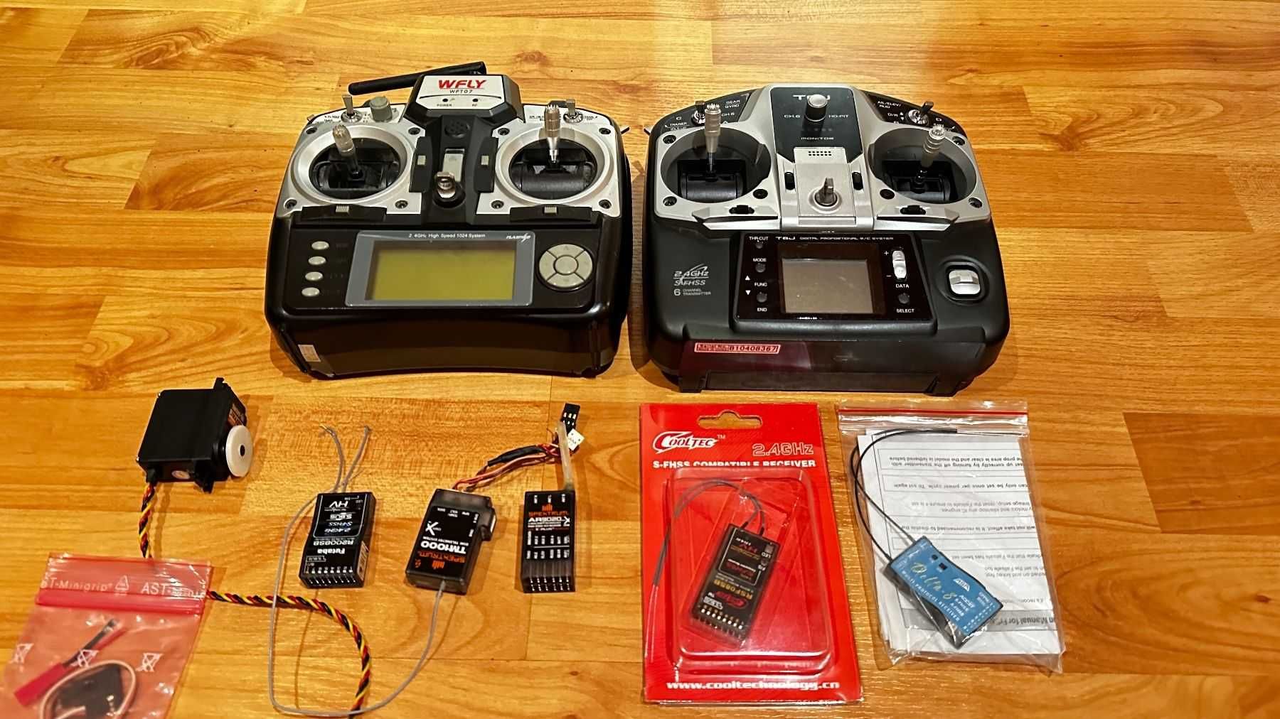 nadajnik Futaba T6J FX 30 Graupner mc32 2,4GHz zdalne sterowanie pilot