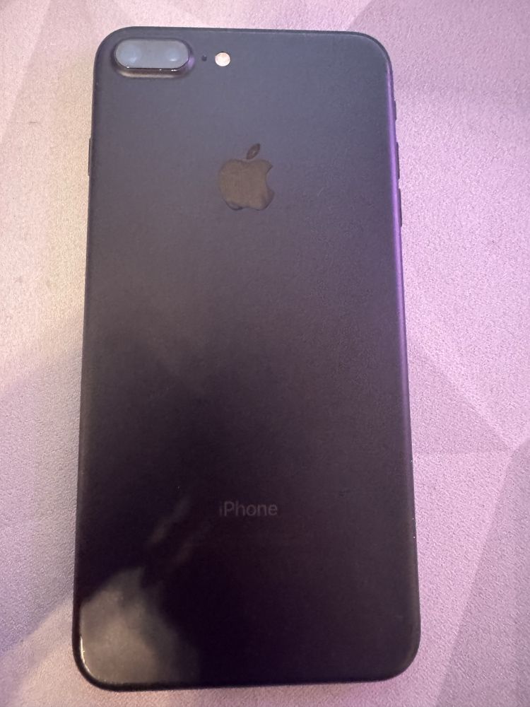Iphone 7 plus 77%baterii