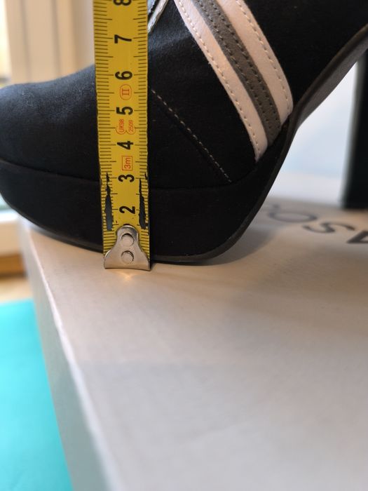 Buty obcasie koturnie wysokiej botki roz 41