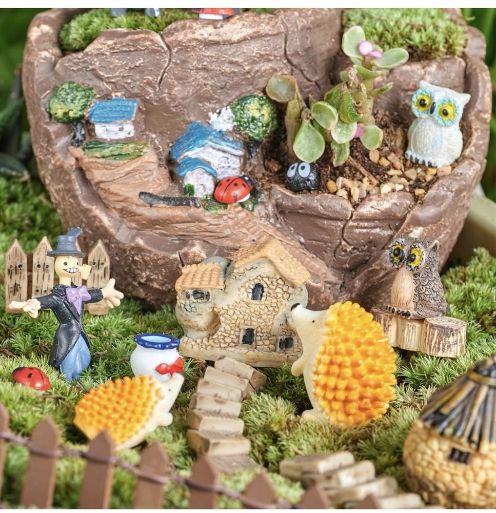 Zestaw miniaturowych figurek ozdoby mikroobrazowe