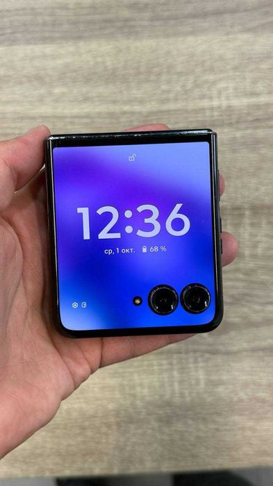 Motorola Razr+ 2024 12/256 GB