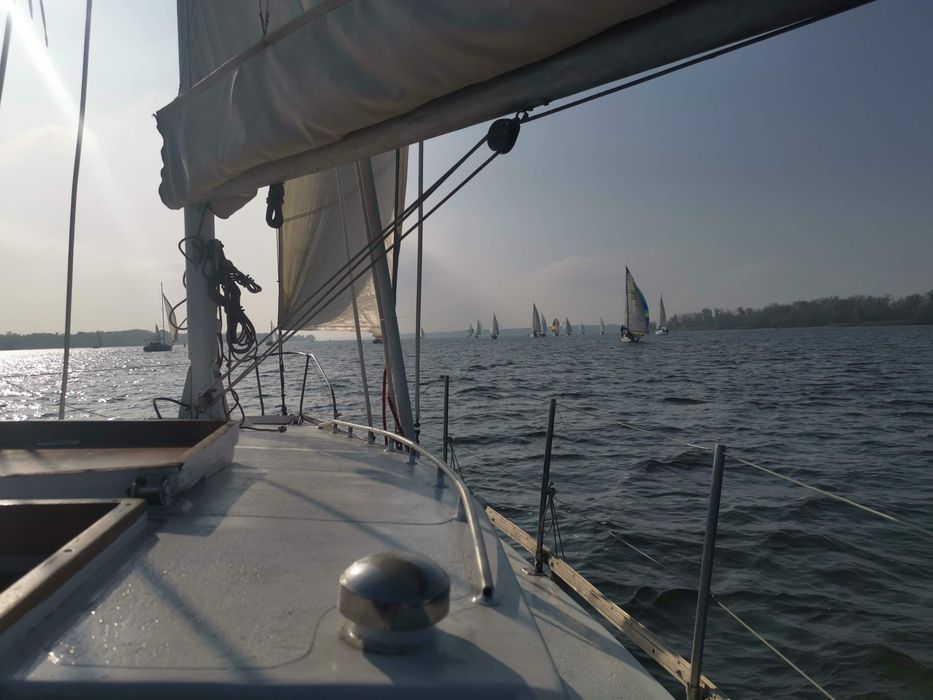 Продам парусную яхту