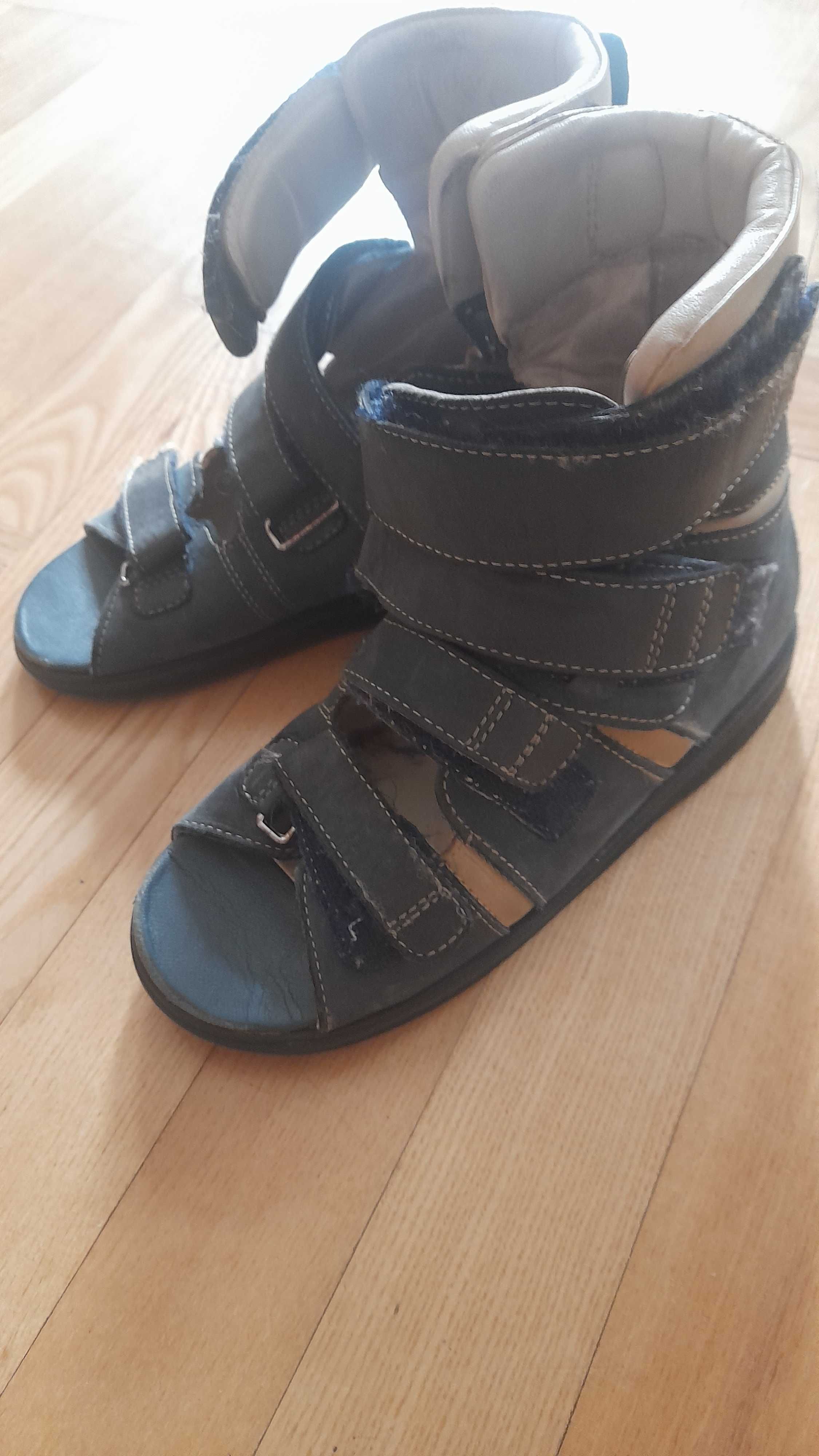 Buty ortopedyczne MEMO rozm.33