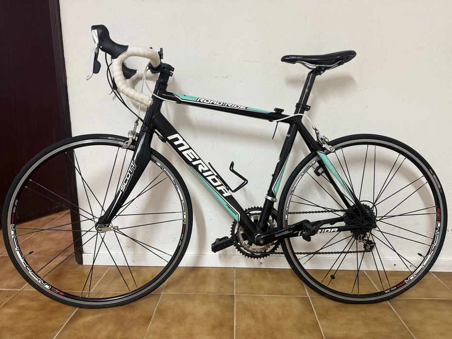 Bicicleta de estrada (merida)