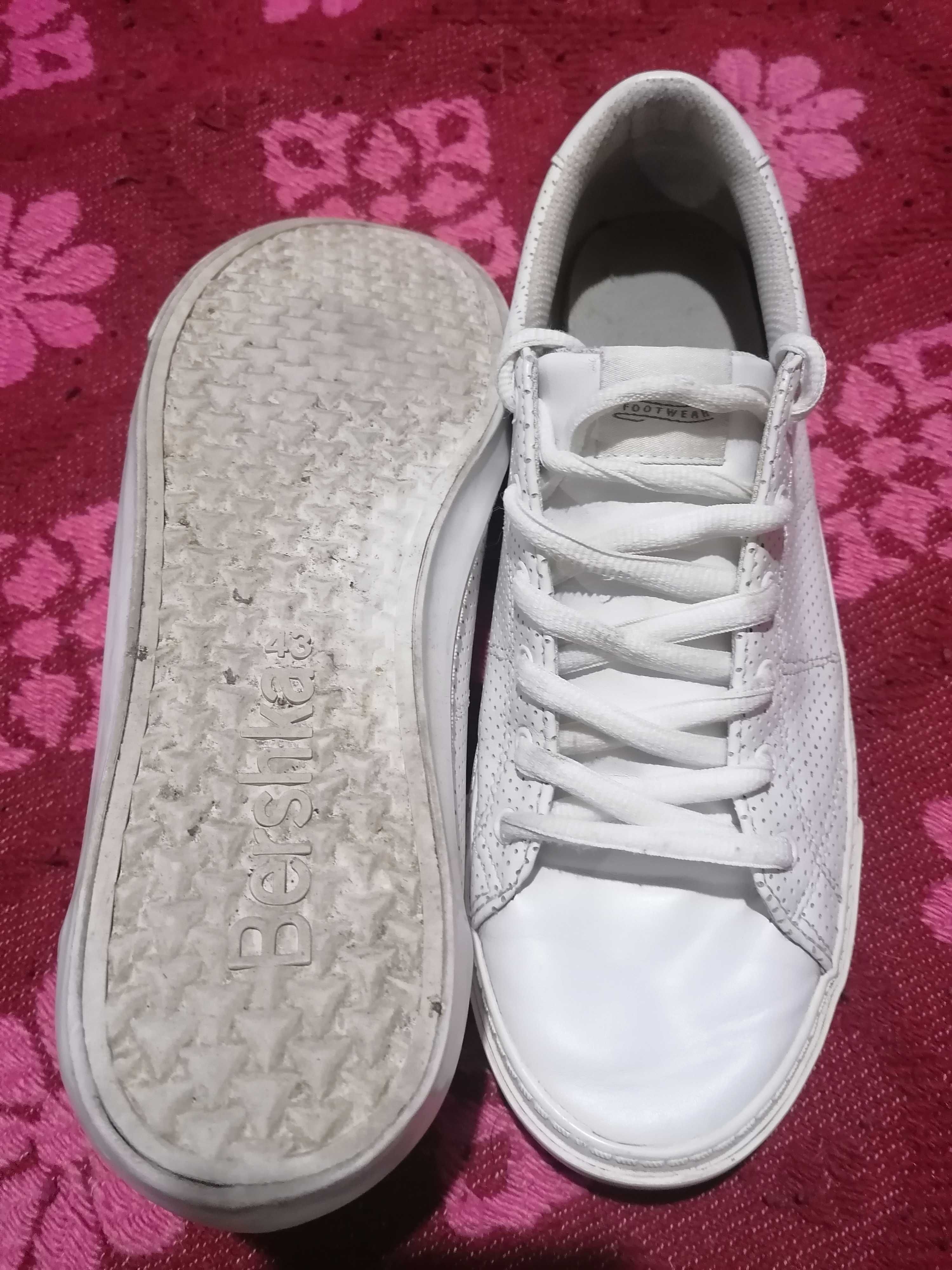 Sapatilhas "Bershka" 43