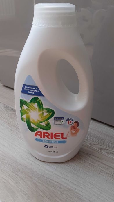 Ariel sensitive. 850ml