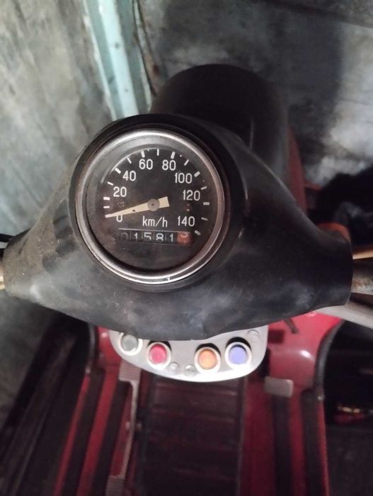 Мотороллер муравей 2м 02 пробег 1500км.