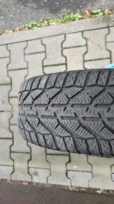 Sprzedam opony zimowe i felgi.R18, 255/40