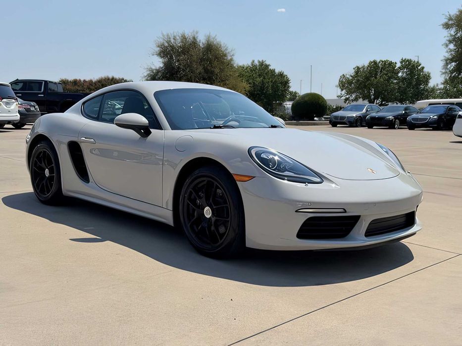 Porsche 718 Cayman      2019