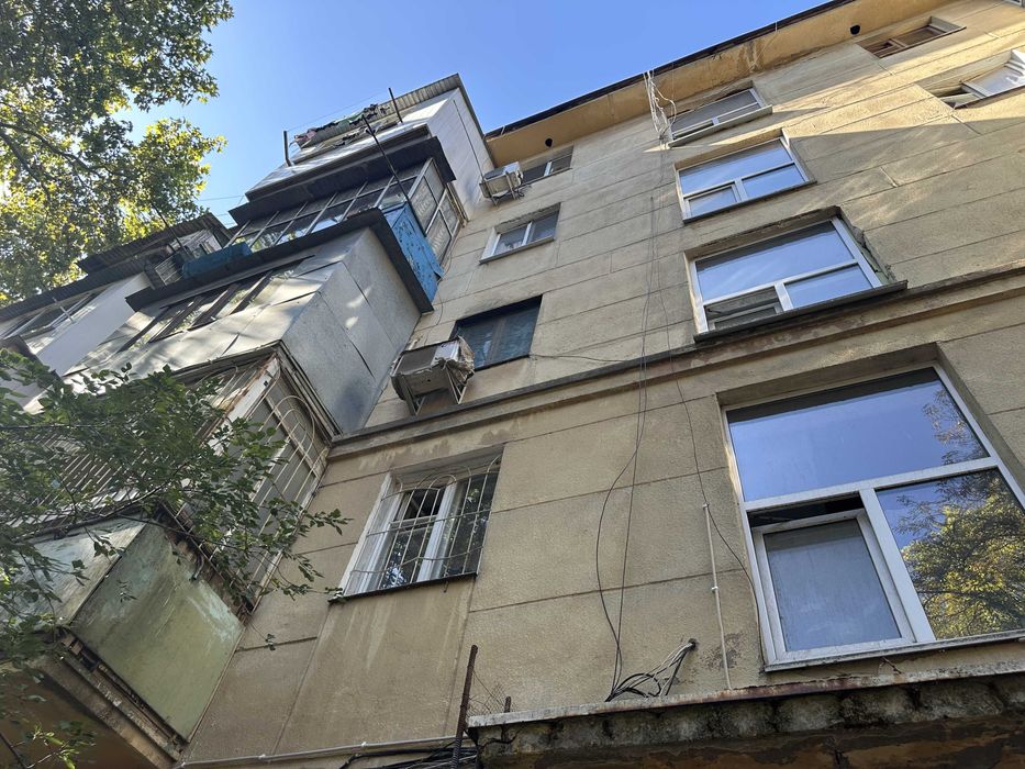 ПАРК ГОРЬКОГО \ Космонавтов 2 - комн Укомплектована Кирпичный дом