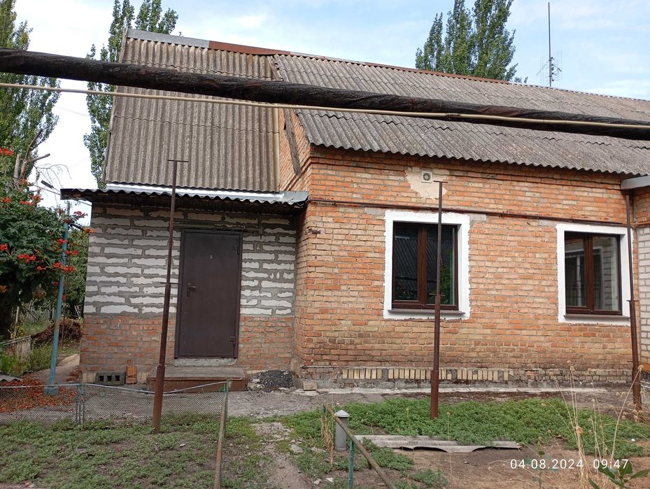 Продам двокімнатну квартиру в одноповерховому будинку