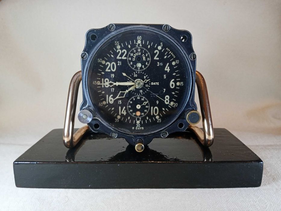 Авиационные часы-хронограф Jaeger Watch Co