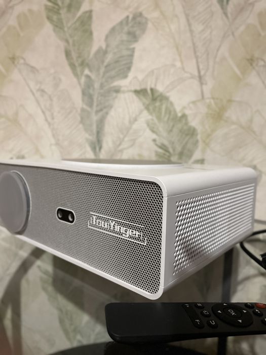 Projektor TouYinder 10A