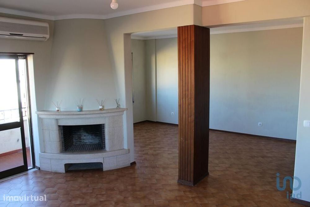 Apartamento T5 em Caldas da Rainha - Nossa Senhora do Pópulo, Coto e S