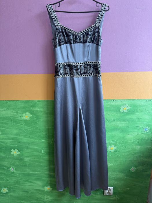 Hrabina, szlachecki stroj, elegancka sukienka,bal,karnawal, przwbranie
